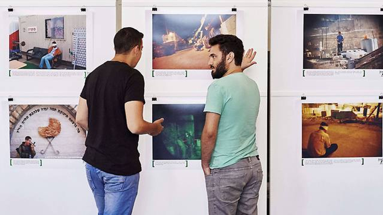 Breaking the Silence exhibition in Zurich