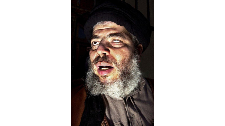 Le 11 septembre 2002, l'imam Abou Hamza lors d'un rassemblement près de la mosquée de Finsbury Park au nord de Londres