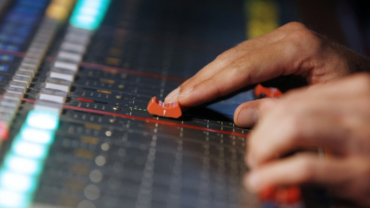 Chanson francophone à la radio: les quotas en questions