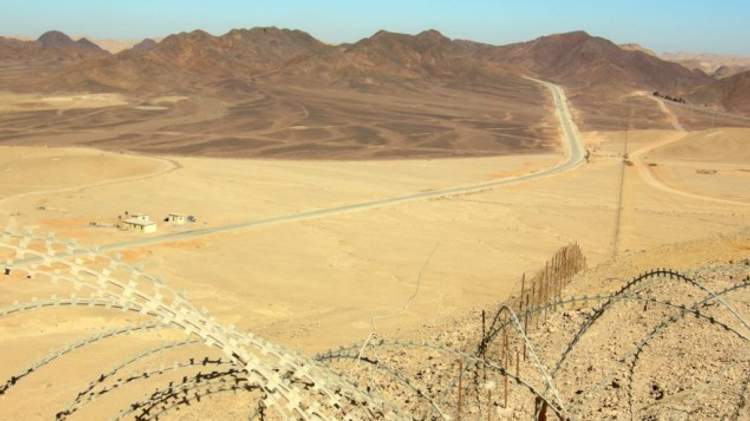 Israeli killed by gunfire from Egypt on border Israeli killed by gunfire from Egypt on border