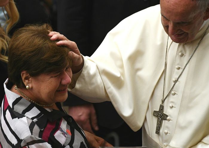 President Trump, Pope Francis meet at Vatican President Trump, Pope Francis meet at Vatican