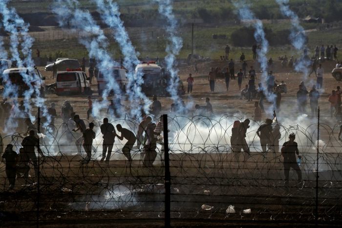 US to take appropriate measures amid Syrian government violations