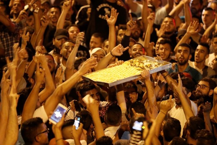 Palestinians Celebrate Victory By Desecrating Temple Mount With Violent Riots Palestinians Celebrate Victory By Desecrating Temple Mount With Violent Riots