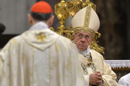 Pope Francis leads a mass for Armenian Catholics marking 100 years since the mass killings of Armenians under the Ottoman Empire, on April 12, 2015 at St Peter's basilica in Vatican - Andreas Solaro (AFP) Andreas Solaro (AFP)
