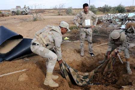 Egyptian soldiers inspect a tunnel in the divided border town of Rafah, along the border with the Gaza Strip, on November 4, 2014, which officials say are often used for smuggling weapons and militants between Gaza and Egypt - Mohamed el-Sherbeny (AFP/File) Mohamed el-Sherbeny (AFP/File)