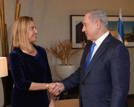 Rencontre entre le Premier ministre Benjamin Netanyahou et la chef de la diplomatie européenne, Federica Mogherini le 22 octobre 2015