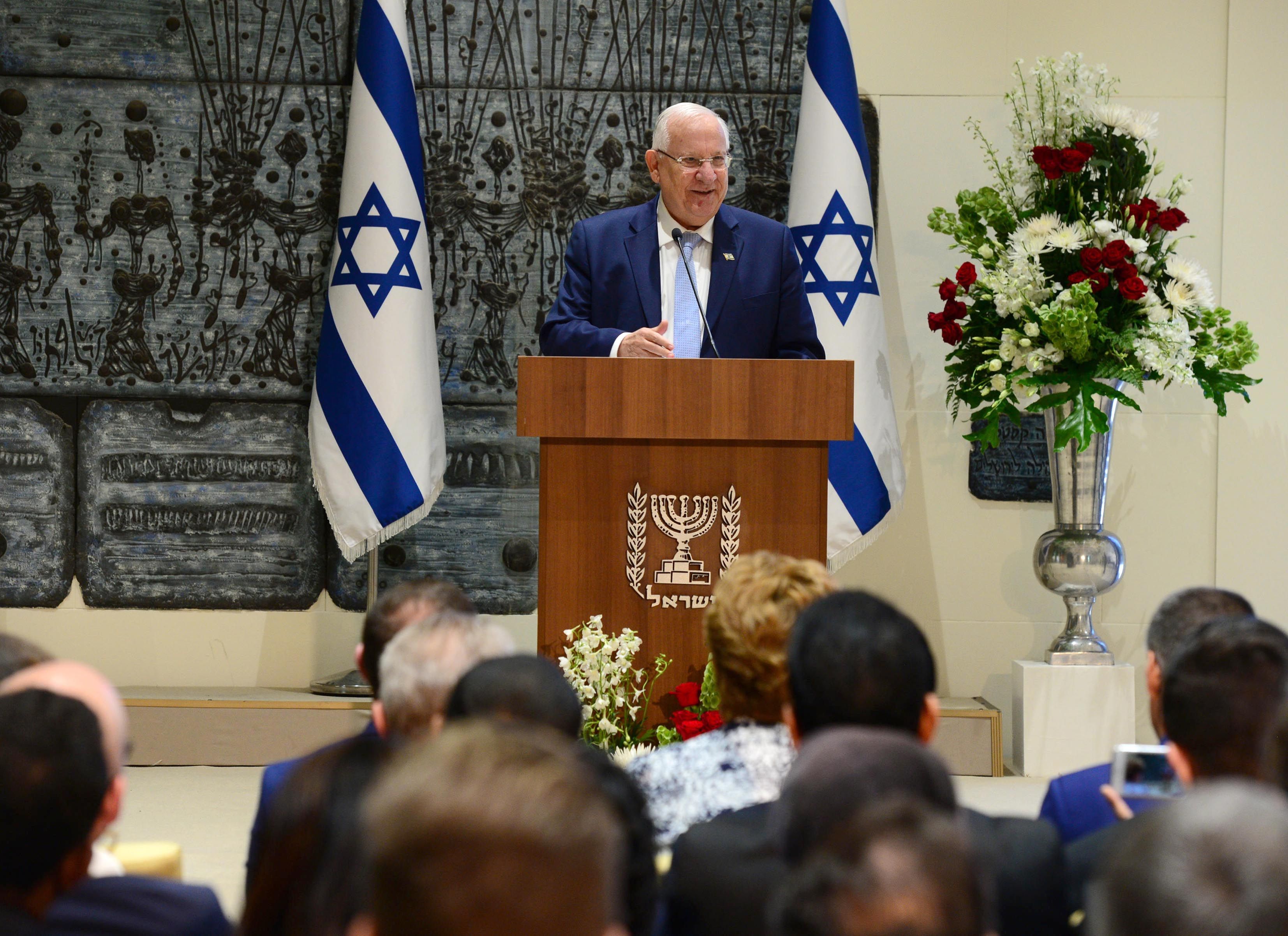 Israeli president to US Jews: Nazi flags in American streets 'almost beyond beli