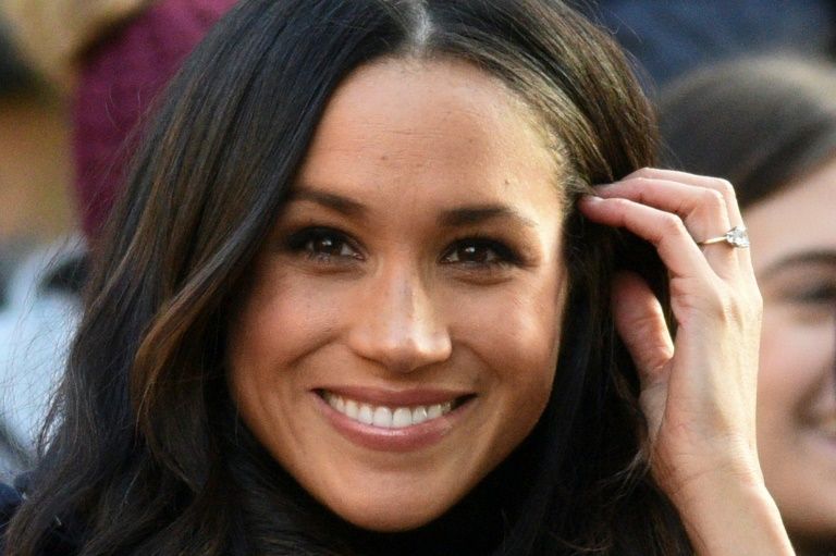 Meghan Markle and Prince Harry's official engagement pictures are finally here Meghan Markle and Prince Harry's official engagement pictures are finally here