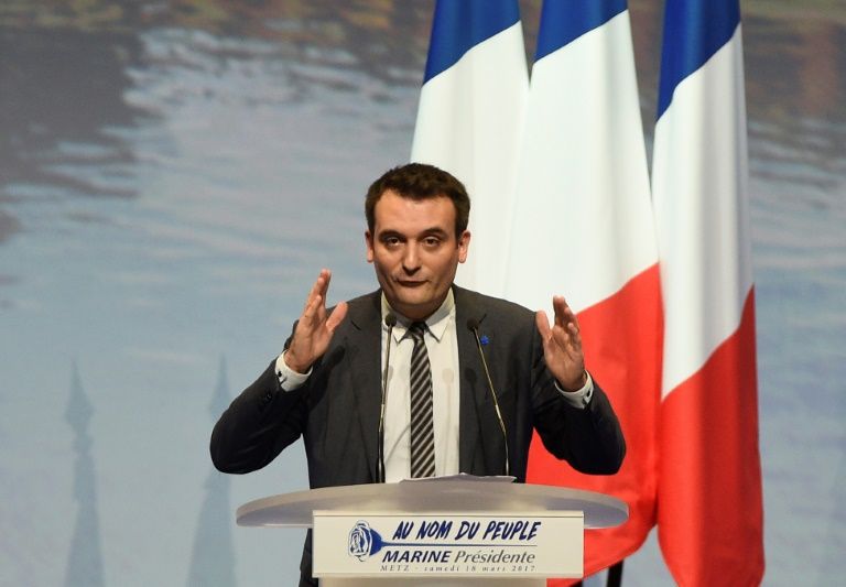 Florian Philippot quitte le Front national, Le Pen dénonce une "victimisation"