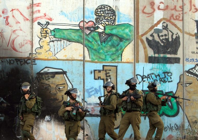 United States freezes payment to UN agency for Palestinian refugees