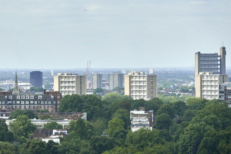 GB: cinq tours à Londres "évacuées immédiatement" pour risques d'incendie