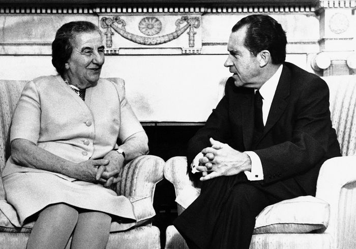 تحليل ما الذي يمكن ان يتعلمه ترامب من رحلة نيكسون للشرق الاوسط I24news