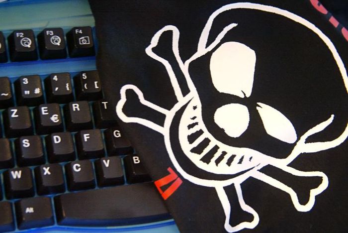 Teen hacker known as 'Cracka' pranks Intelligence Chief James