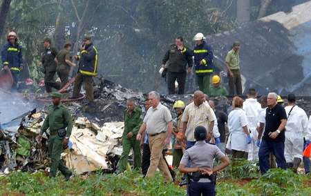 Cuban President Miguel Diaz-Canel visited the  site of the accident near Havana's Jose Marti airport  ( Adalberto ROQUE (AFP) )