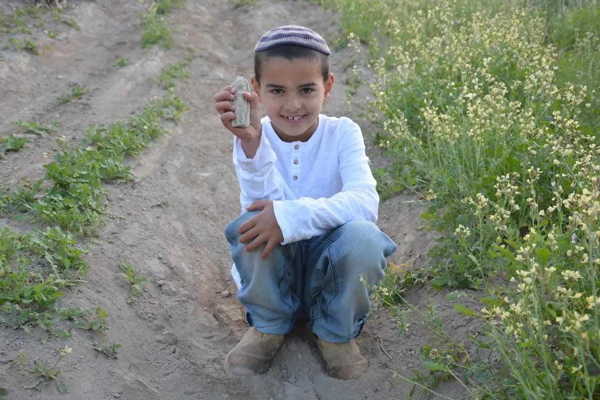 Seven Year Old Unearths Ancient Clay Figurine During Trip With Friends In Israel I News