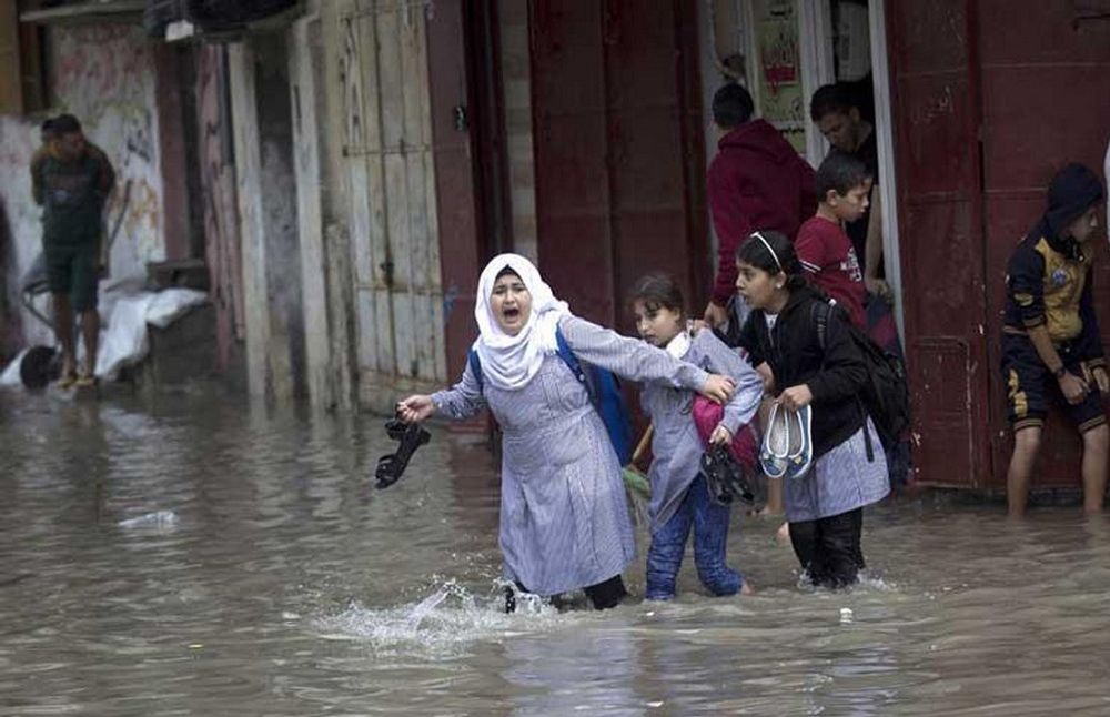 At Least Eight Families Evacuated As Heavy Rains Flood Gaza Strip - I24news