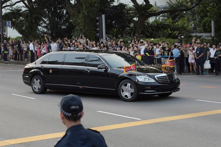 i24NEWS - Trump, Kim arrive in Singapore ahead of historic summit
