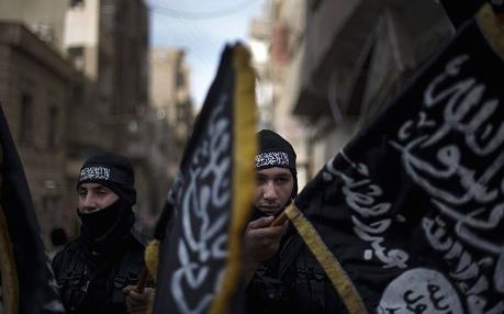 US moves ISIS prisoners from Syria to Iraq