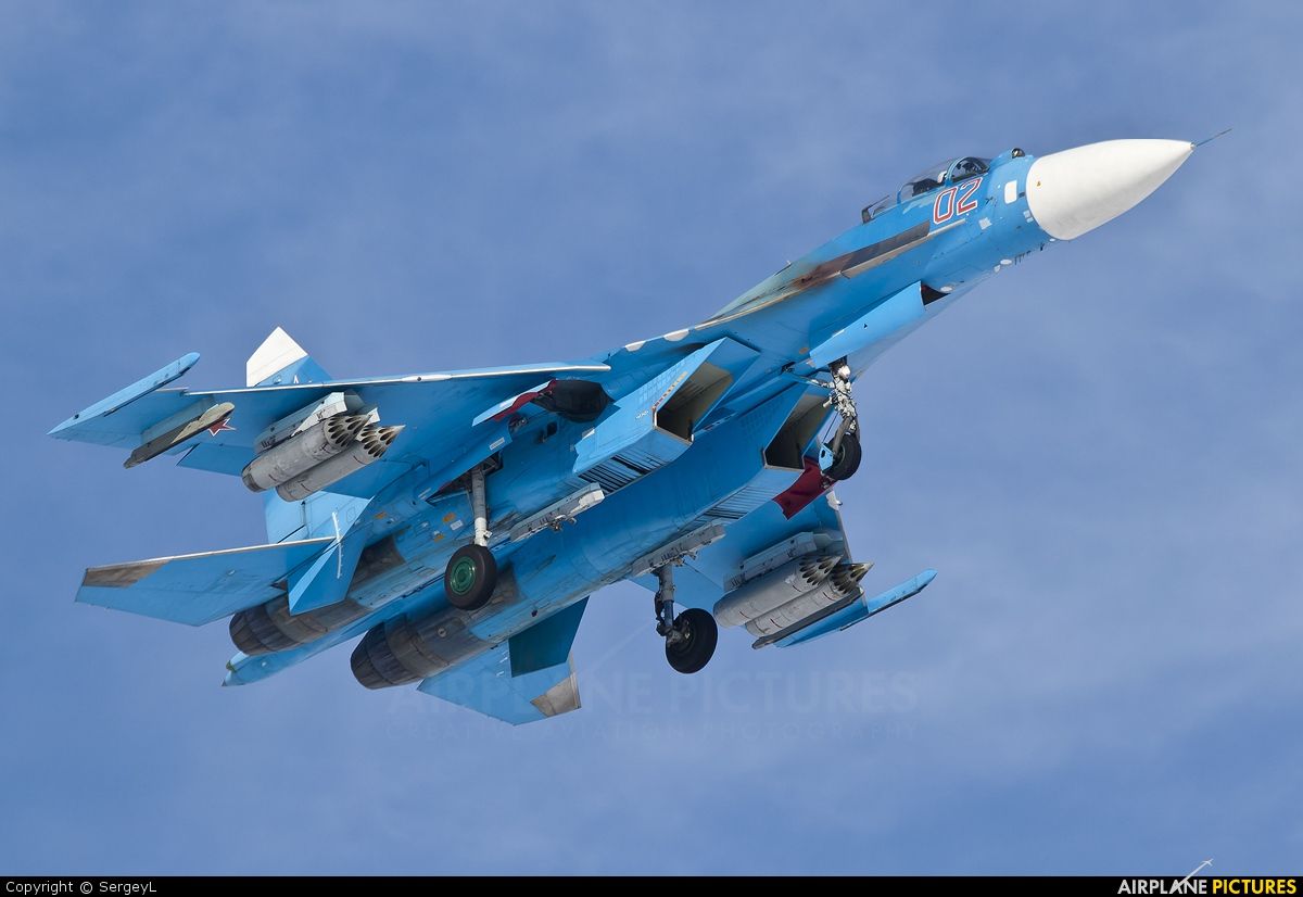 Какие есть истребители. ВВС РФ су27. Су-27 ВВС России. Самолет Су 27 ВВС России. Су-27 Нурс.