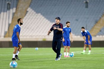 Head Coach Ayman Hakeem, center, of Syria's national football team leads a training session a day before for a Group A match against Iran during the 2018 FIFA World Cup Russia Qualifier, at the Azadi Stadium in Tehran, Iran, Monday, Sept. 4, 2017.