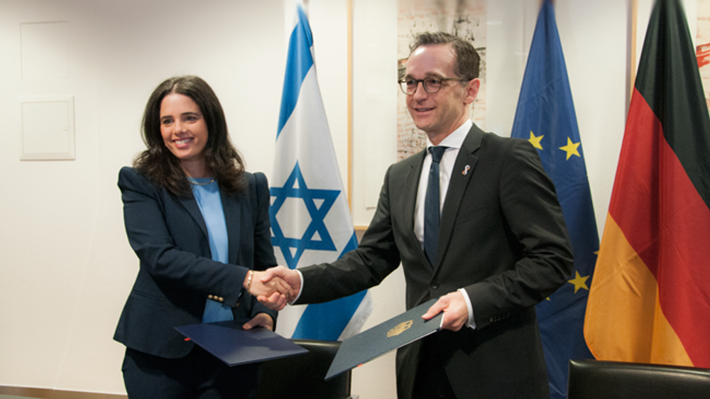 Israeli Justice Minister Ayelet Shaked (L) and German Minister of Justice Heiko Maas (R)