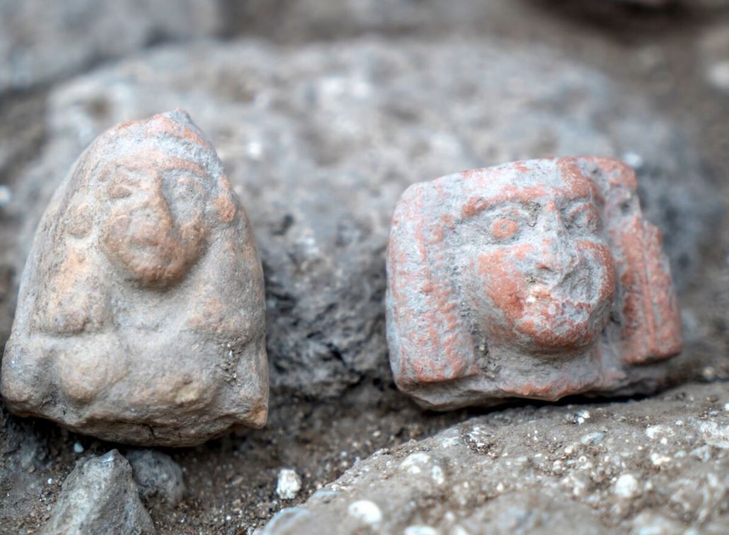 Female figurines dating to the Late Bronze Age.