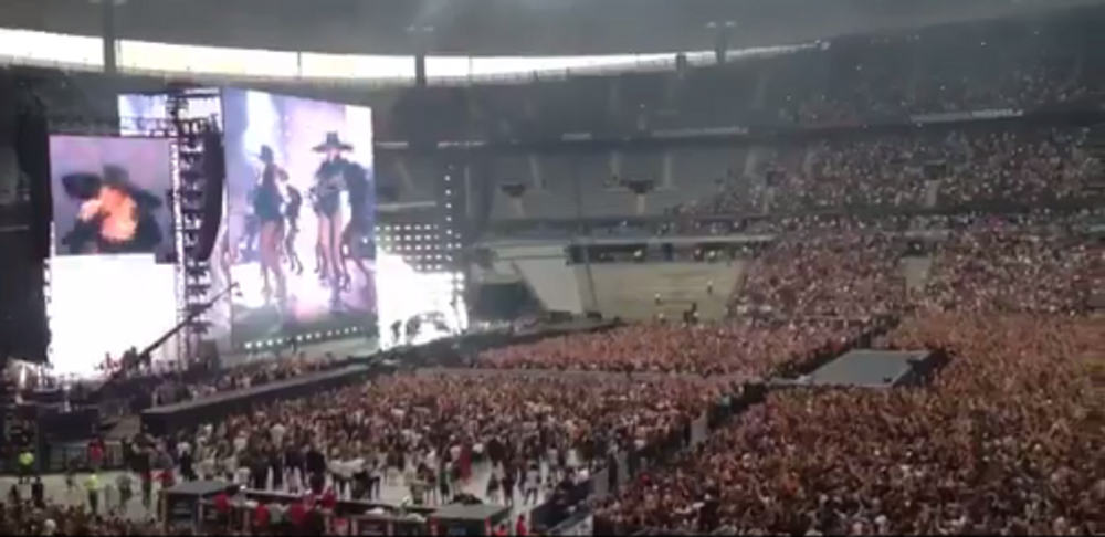 Capture d'écran du concert de Beyoncé au Stade de France le 21 juillet 2016