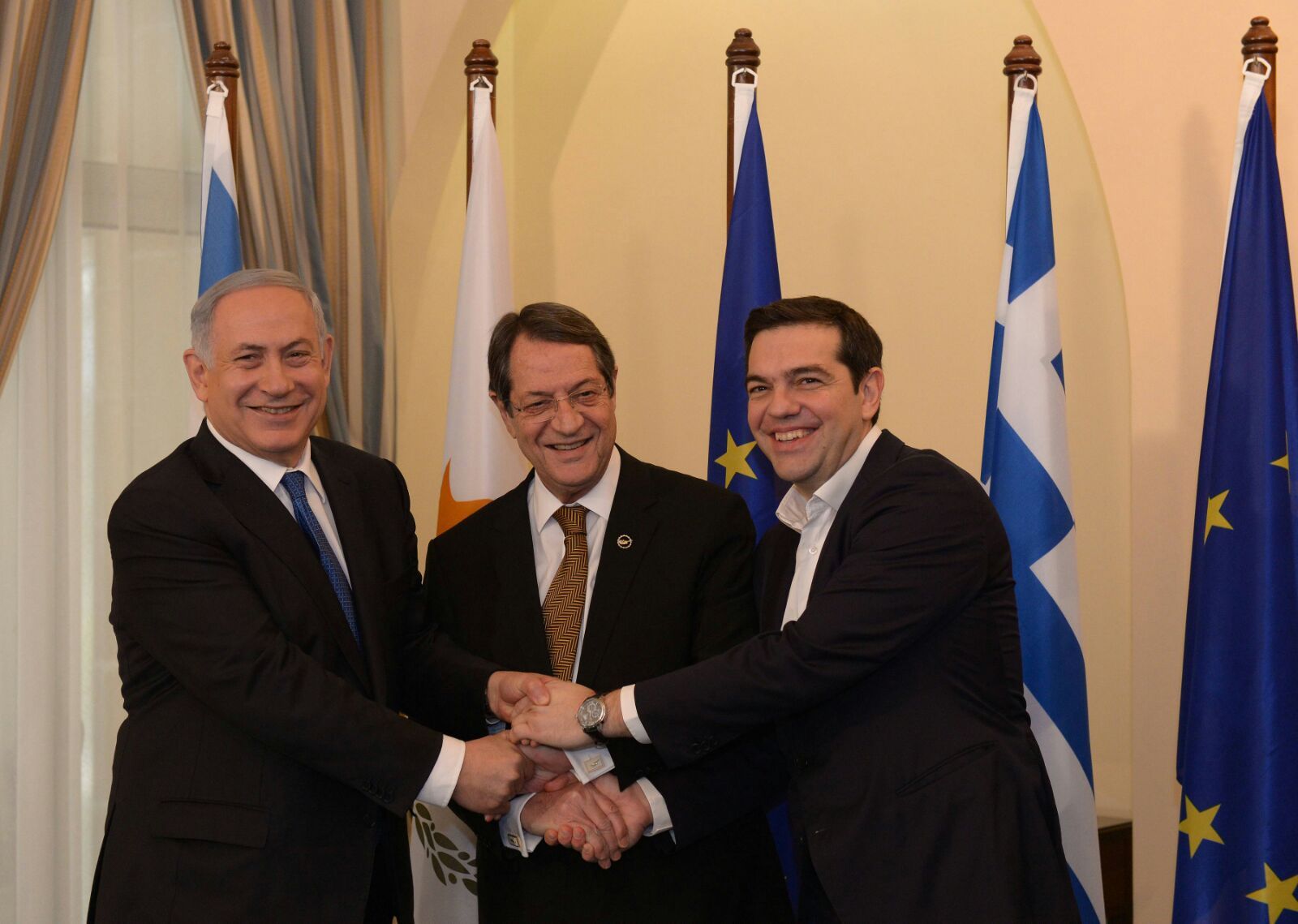 Israeli PM Meets With Cyprus, Greece Leaders To Boost Cooperation I24NEWS