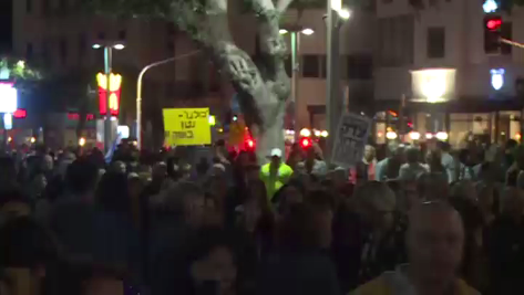 Tel Aviv: Des Dizaines De Milliers De Manifestants Contre Le ...