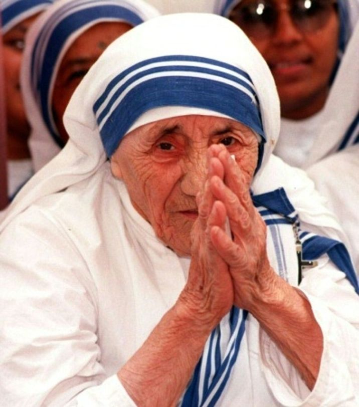 i24NEWS - Mother Teresa: Angel of Mercy nears sainthood