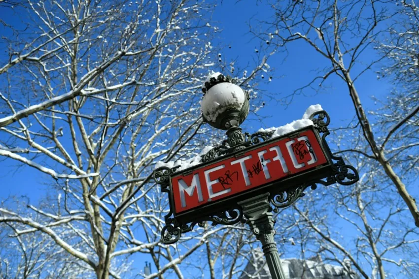 The Paris metro operator RATP says the one-way systems are clearly marked and are aimed at avoiding "incidents" and controlling the flow of people