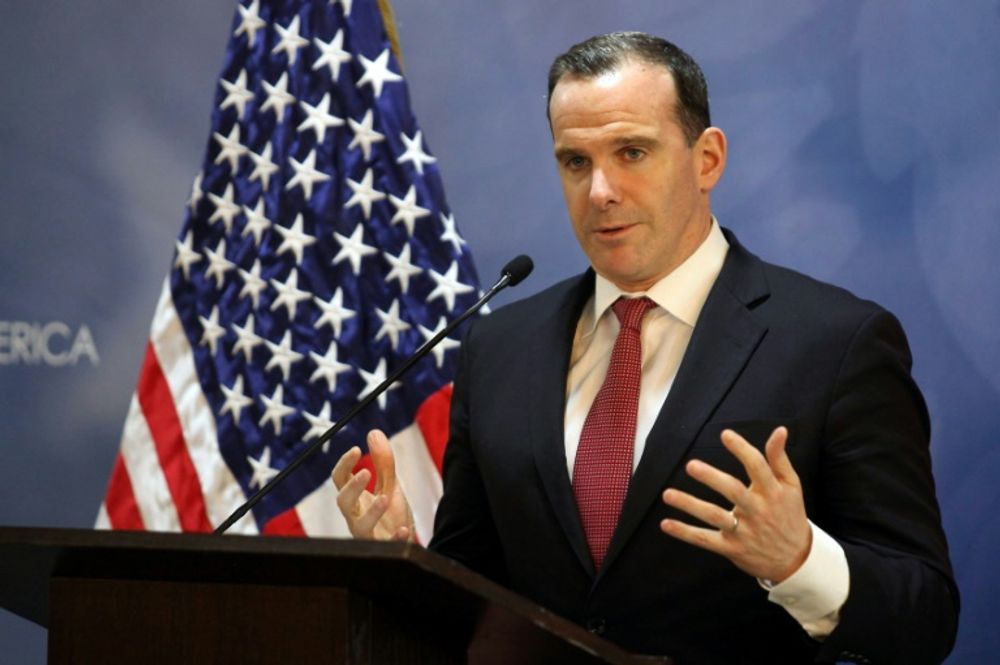 Brett McGurk aurait déclaré dans sa lettre de démission que les militants de l'EI n'avaient pas été vaincus et que le retrait des troupes américaines pourrait permettre aux djihadistes de reprendre des forces.