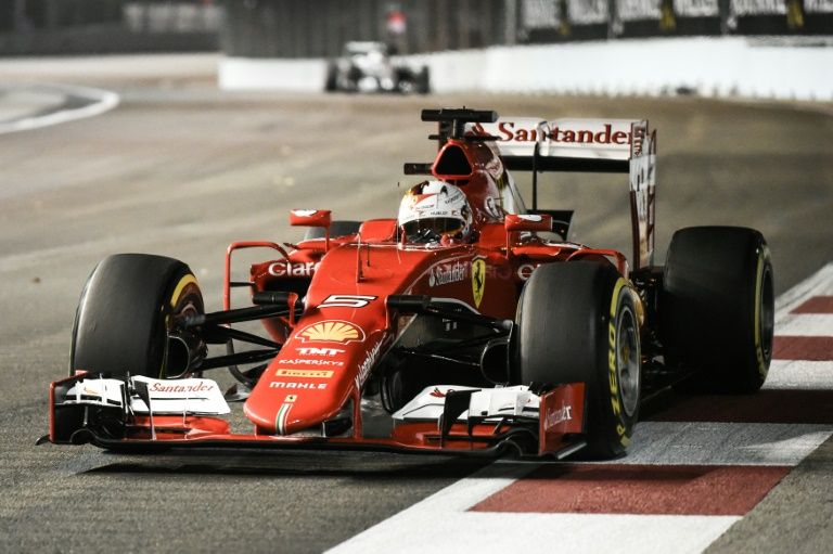 Formula One: Singapore Sting As Vettel Stuns Mercedes - i24NEWS