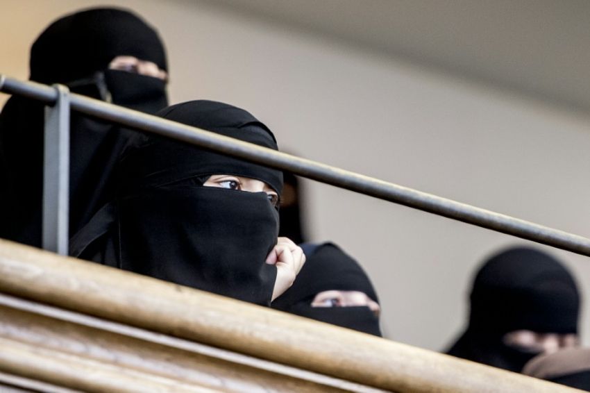 I24news Tunisie Le Niqab Sera Interdit Dans Les