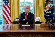 Trump threatens to close US-Mexico border, send military over migrant 'onslaught