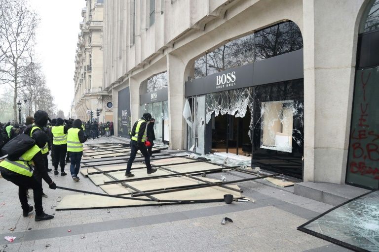 magasin hugo boss paris