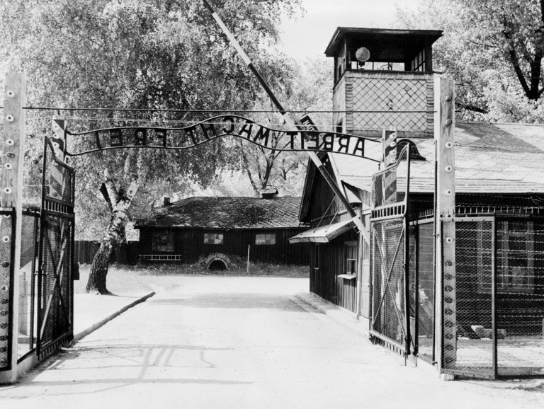 Germany Charges 94-year-old Former Auschwitz Guard - i24NEWS