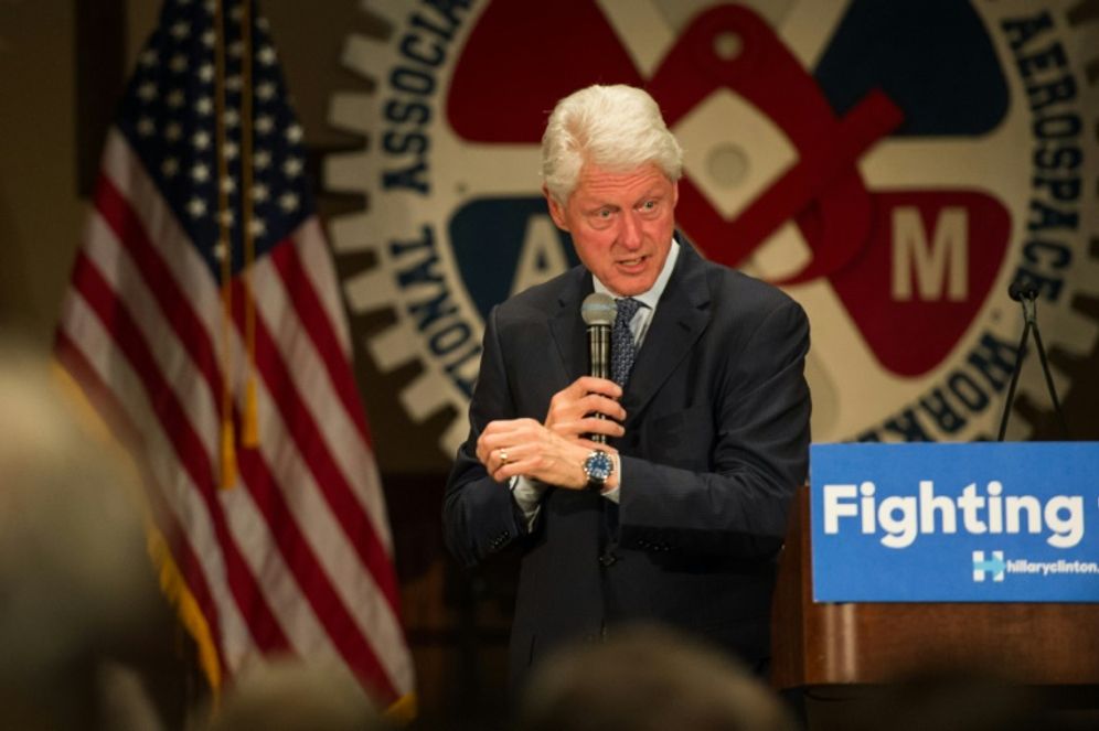 Michael B. Thomas (AFP) Bill Clinton parle aux partisans de Hillary Clinton à Bridgeton, Missouri le 8 mars 2016