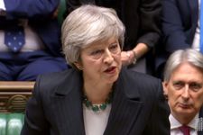 Le projet d'accord de Brexit est "le meilleur pour mon pays" (May)