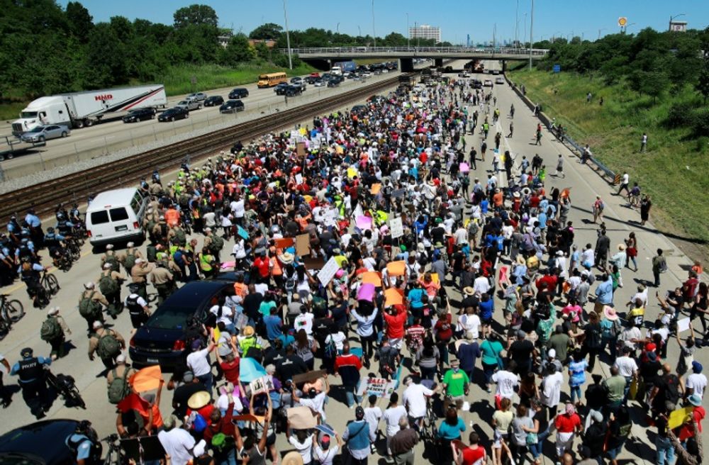 Gun Violence Protesters Partially Shut Chicago Expressway I24NEWS