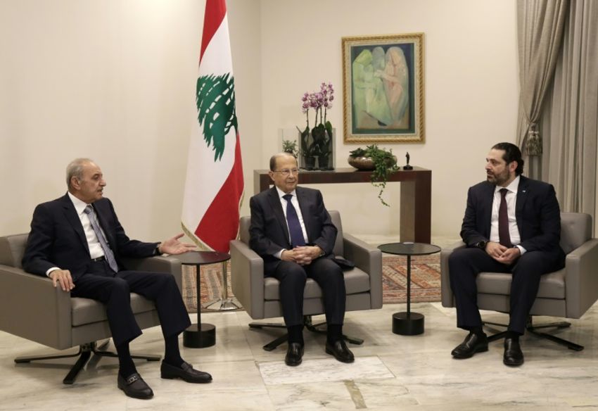 Le président de la Chambre des députés Nabih Berri (à gauche), le président de la République Michel Aoun (au centre) et le Premier ministre Saad Hariri, le 31 janvier 2019 au palais présidentiel de Beyrouth