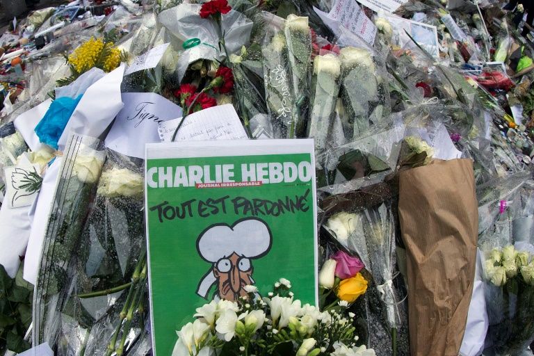 Numéro Anniversaire De L'attentat: Charlie Hebdo Contre Les "nouveaux ...