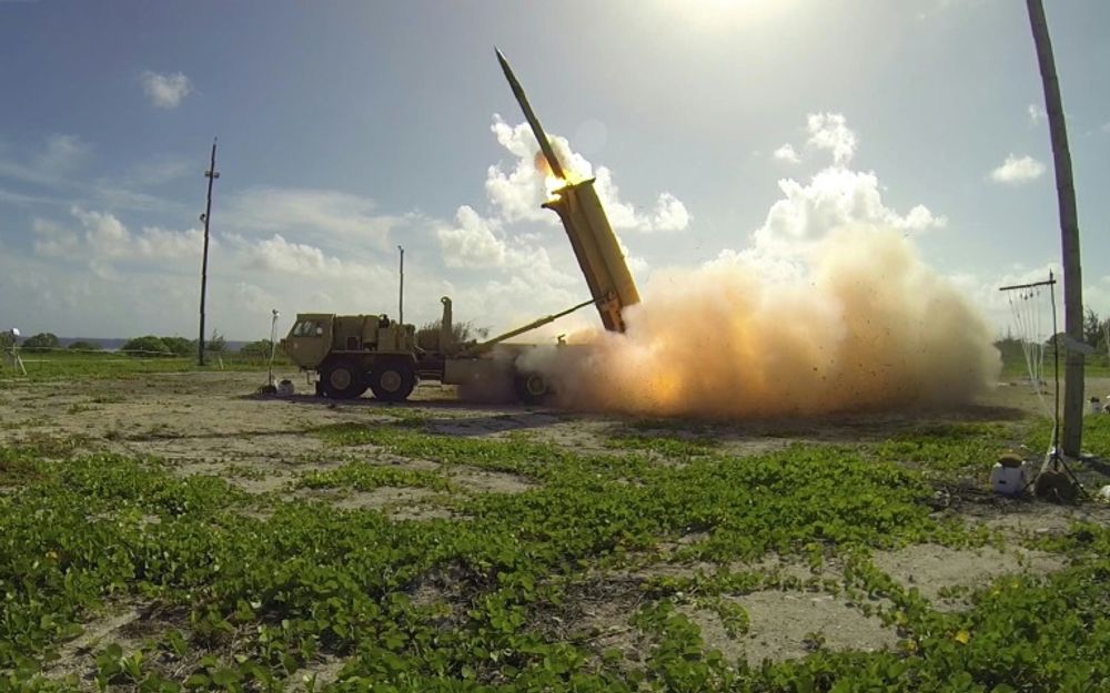 Le THAAD est conçu pour intercepter et détruire les missiles balistiques de courte et moyenne portée durant leur phase finale de vol