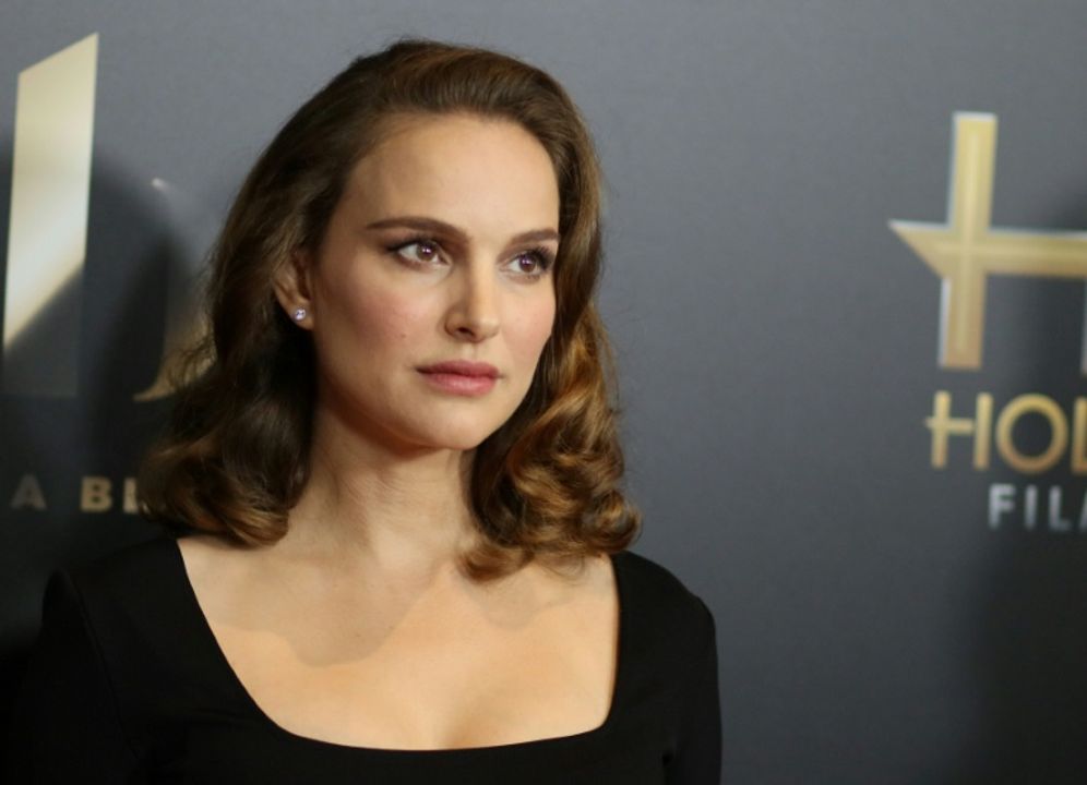 Natalie Portman attends the 20th Annual Hollywood Film Awards in Beverly Hills, California, on November 6, 2016
