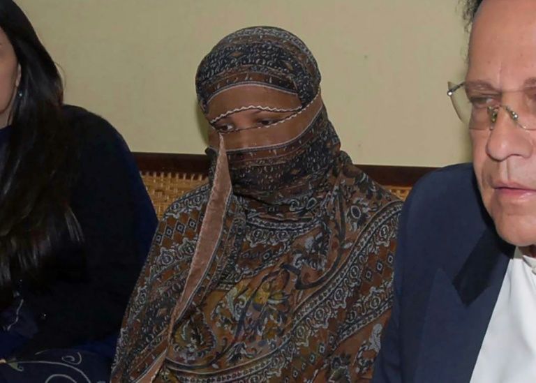 Pakistani Christian Woman Asia Bibi Freed From Jail: Lawyer - I24news