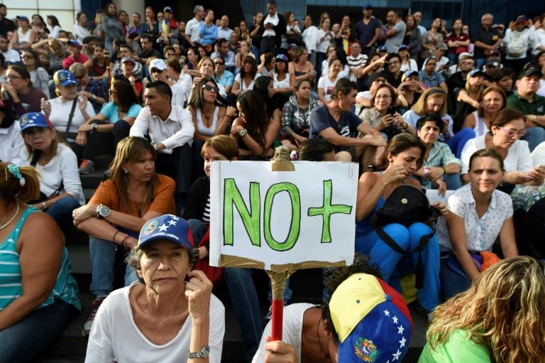 Up To 200,000 Protesters March Against Venezuela's Maduro - I24NEWS