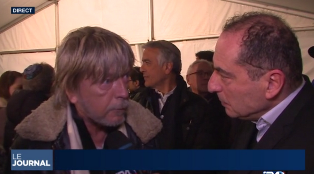 Le chanteur Renaud à la cérémonie d'hommage le lundi 9 janvier 2017 devant l'HyperCasher de Porte de Vincennes à Paris