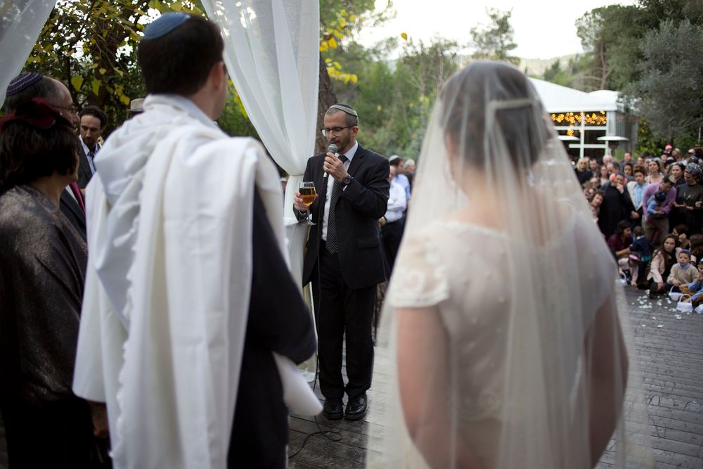 Netivot EMT's Wedding Celebrated Despite War With Help From United  Hatzalah, Vendors - United Hatzalah of Israel