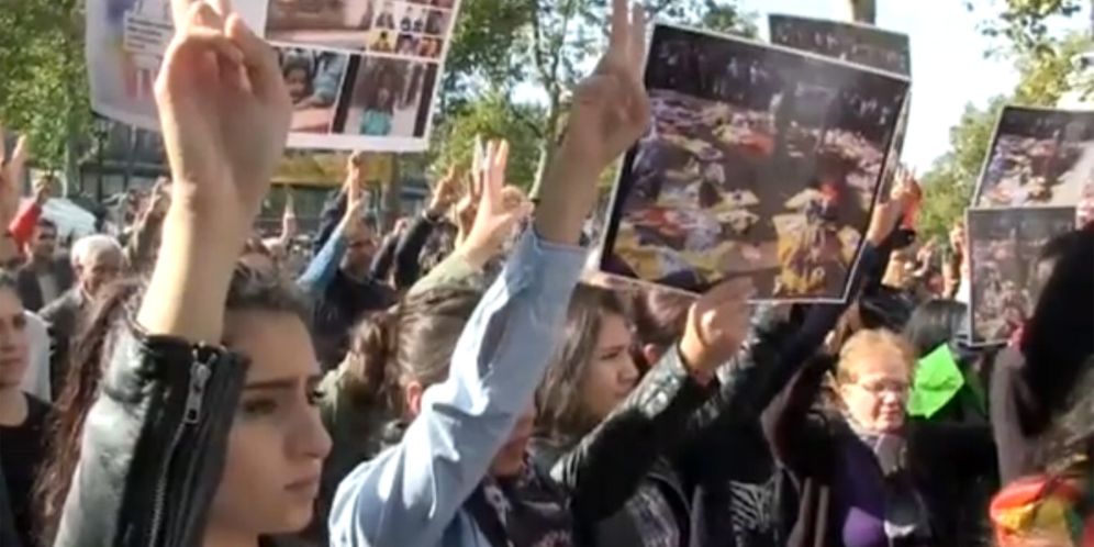 Paris: Des Milliers De Kurdes Manifestent Pour La "paix" Et La "justice ...