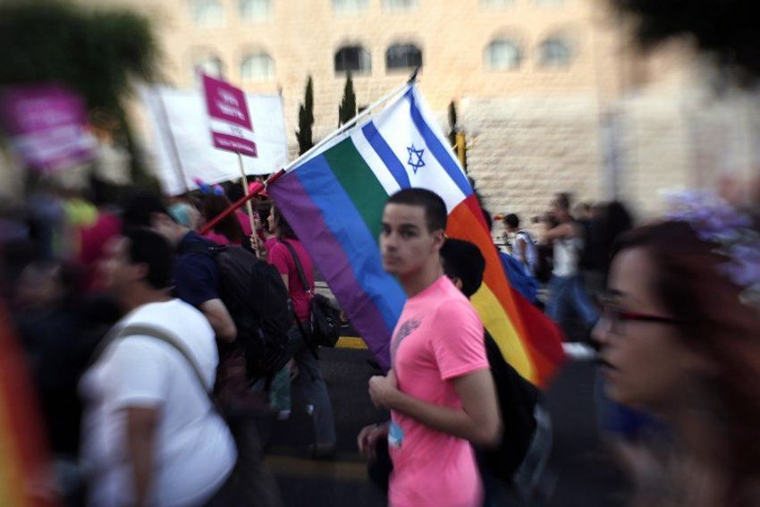 rencontre homme gay flag a Garges-les-Gonesse